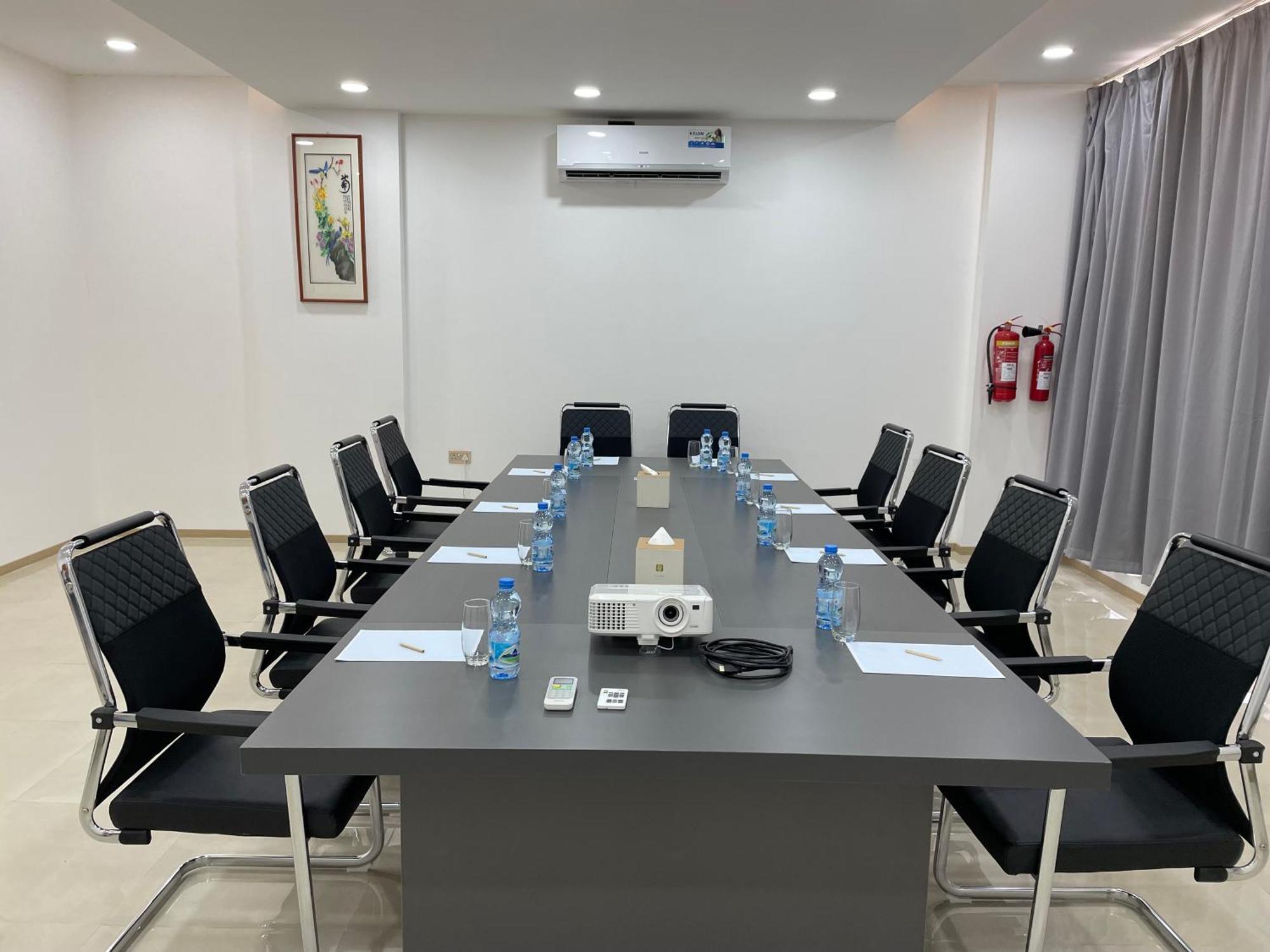 Season Inn Hotel Barka Luaran gambar