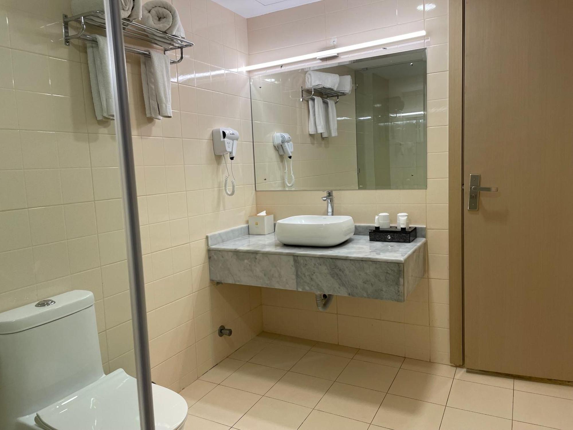 Season Inn Hotel Barka Luaran gambar