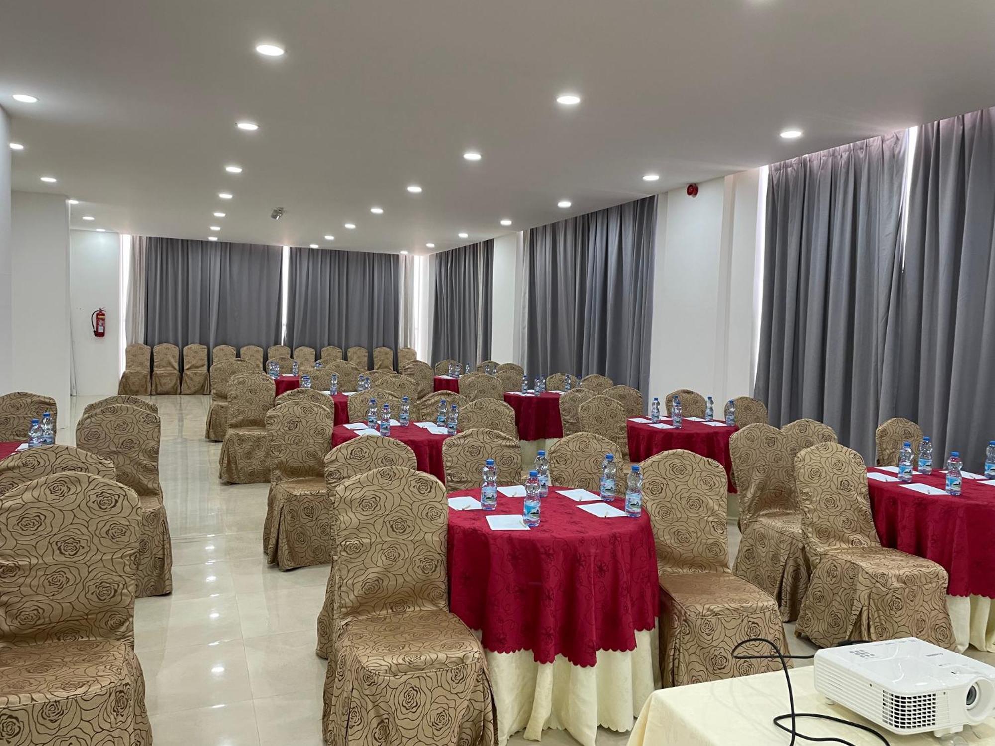 Season Inn Hotel Barka Luaran gambar