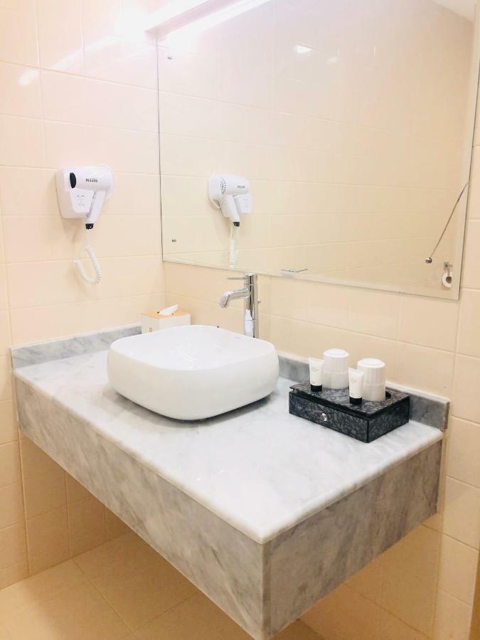 Season Inn Hotel Barka Luaran gambar