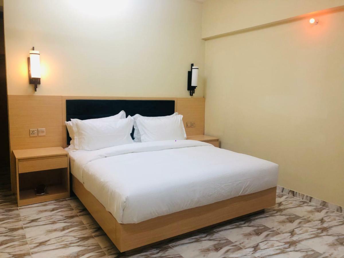 Season Inn Hotel Barka Luaran gambar